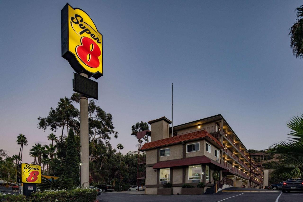 Super 8 By Wyndham San Diego Hotel Circle Екстер'єр фото
