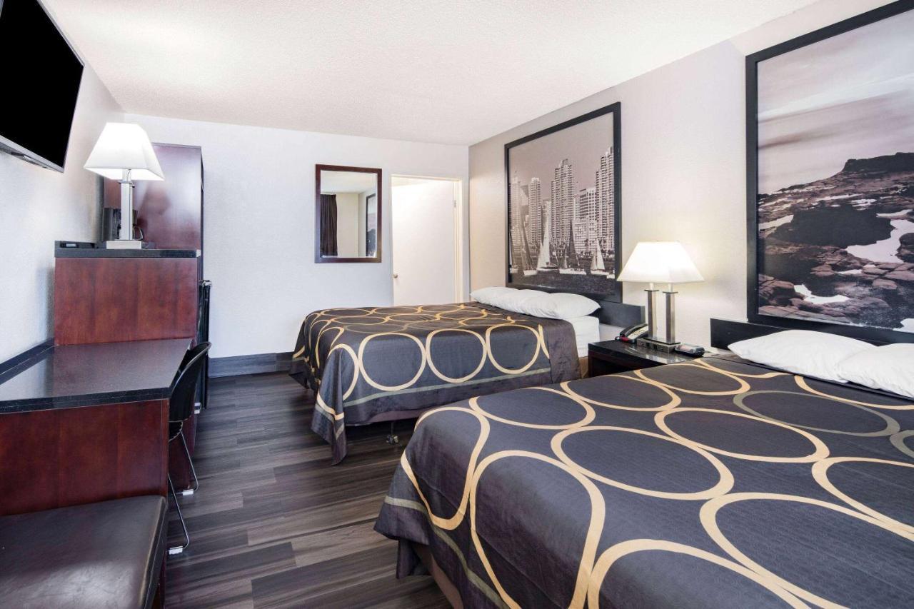 Super 8 By Wyndham San Diego Hotel Circle Екстер'єр фото