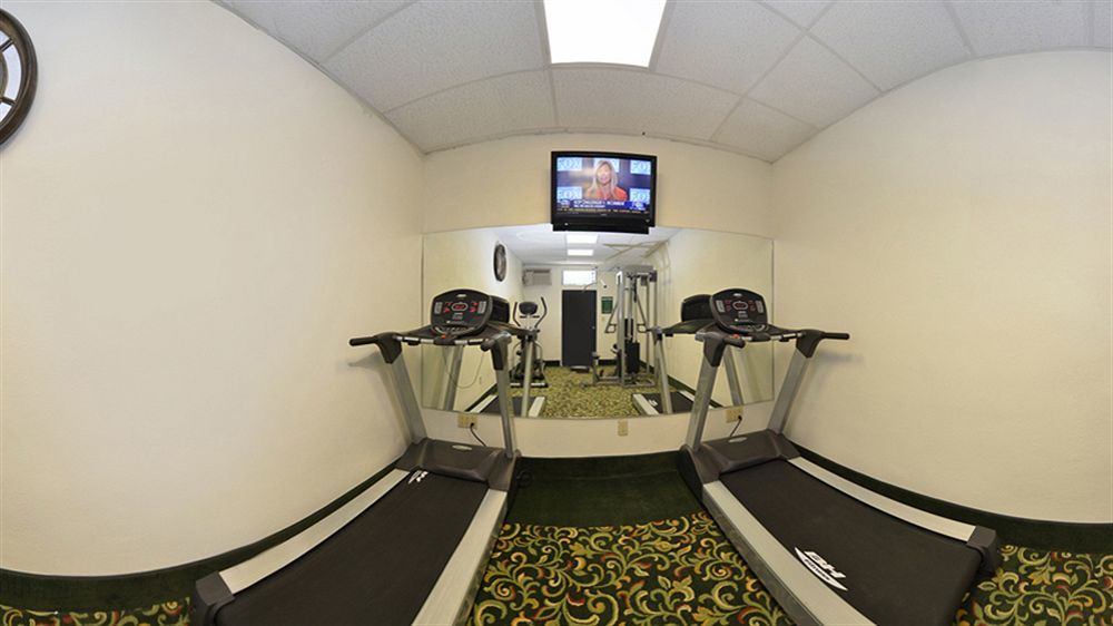 Super 8 By Wyndham San Diego Hotel Circle Екстер'єр фото
