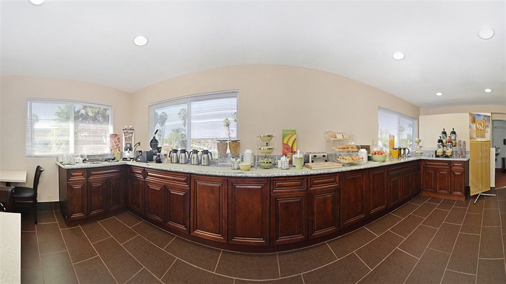 Super 8 By Wyndham San Diego Hotel Circle Екстер'єр фото