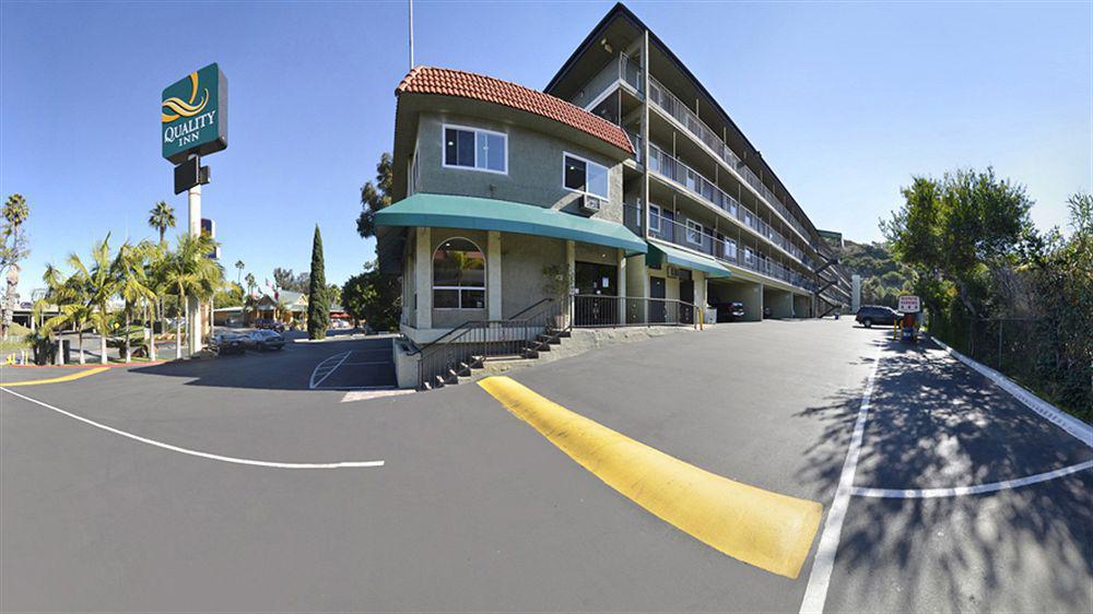 Super 8 By Wyndham San Diego Hotel Circle Екстер'єр фото